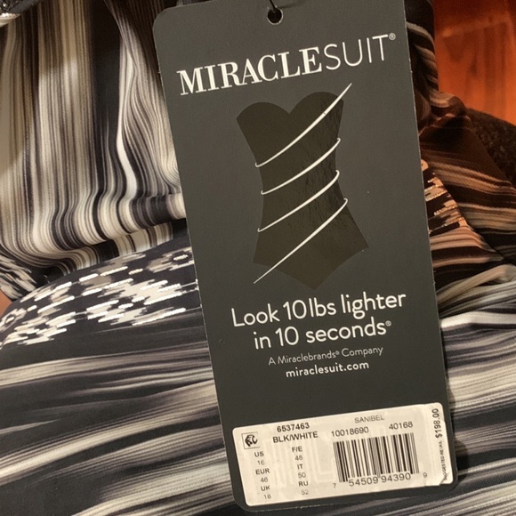 NWT Miraclesuit Warp Speed Sanibel - Picture 12 of 14